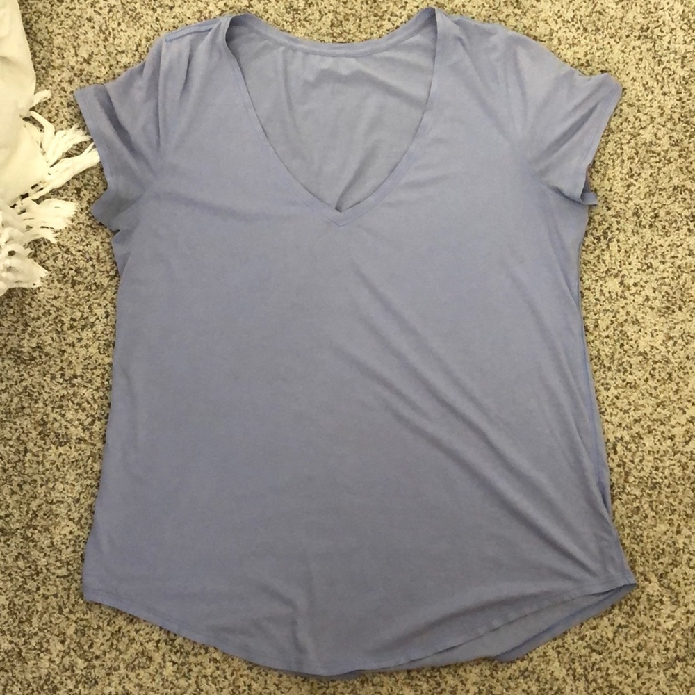Lululemon Love Tee V